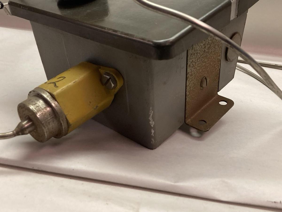 Used Partlow,Model MF4,Temperature Controller