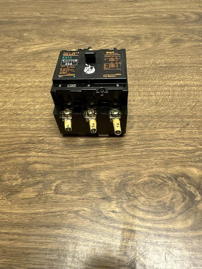 Used Fuji Electric,EA33,15 Amp 3 Pole Circuit Breaker
