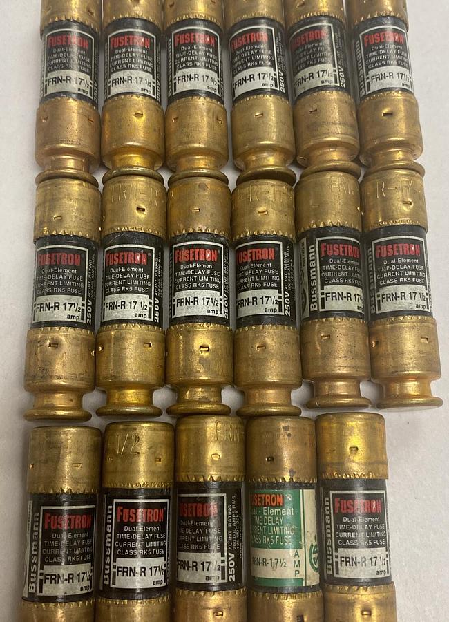 Bussmann,FRN-R-17 1/2,Fusetron Fuse Lot Of 16 NOS