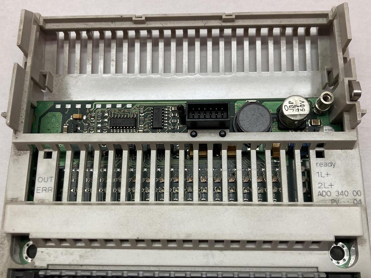 Used Schneider Automation,170ADI34000,TSX Momentum 24 VDC I/O Base