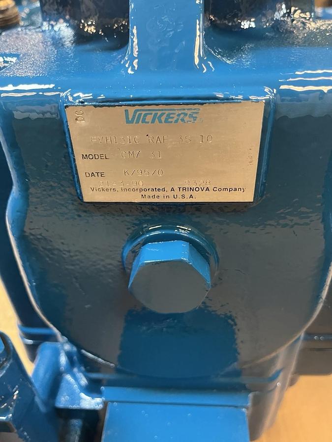 Used VICKERS,PVH131C-RAF-3S-10-CM7-31,HYDRAULIC PISTON PUMP