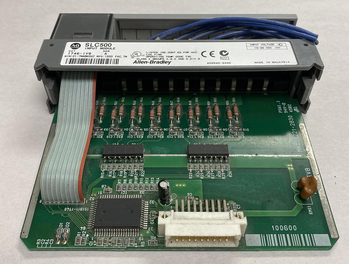 Used Allen-Bradley,1746-IV8,SER 8 SLC500 Input Module