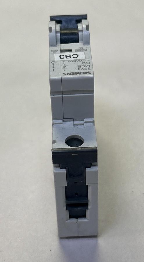 Used SIEMENS,5SY4102-7,CIRCUIT BREAKER 2A 230/400V LOT OF 16