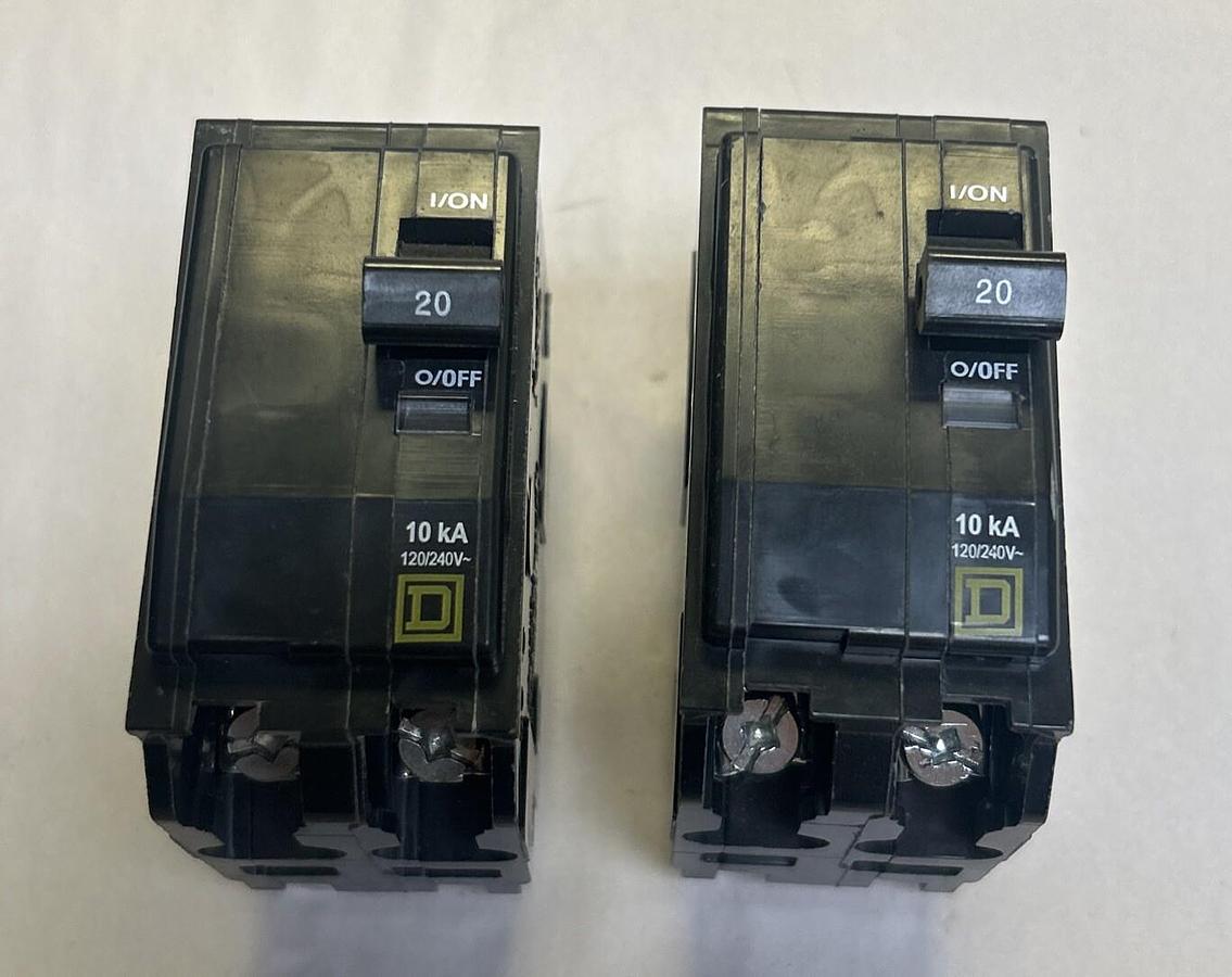SQUARE D,QO220,CIRCUIT BREAKER 20A 120/240V 2P LOT OF 2 NOS