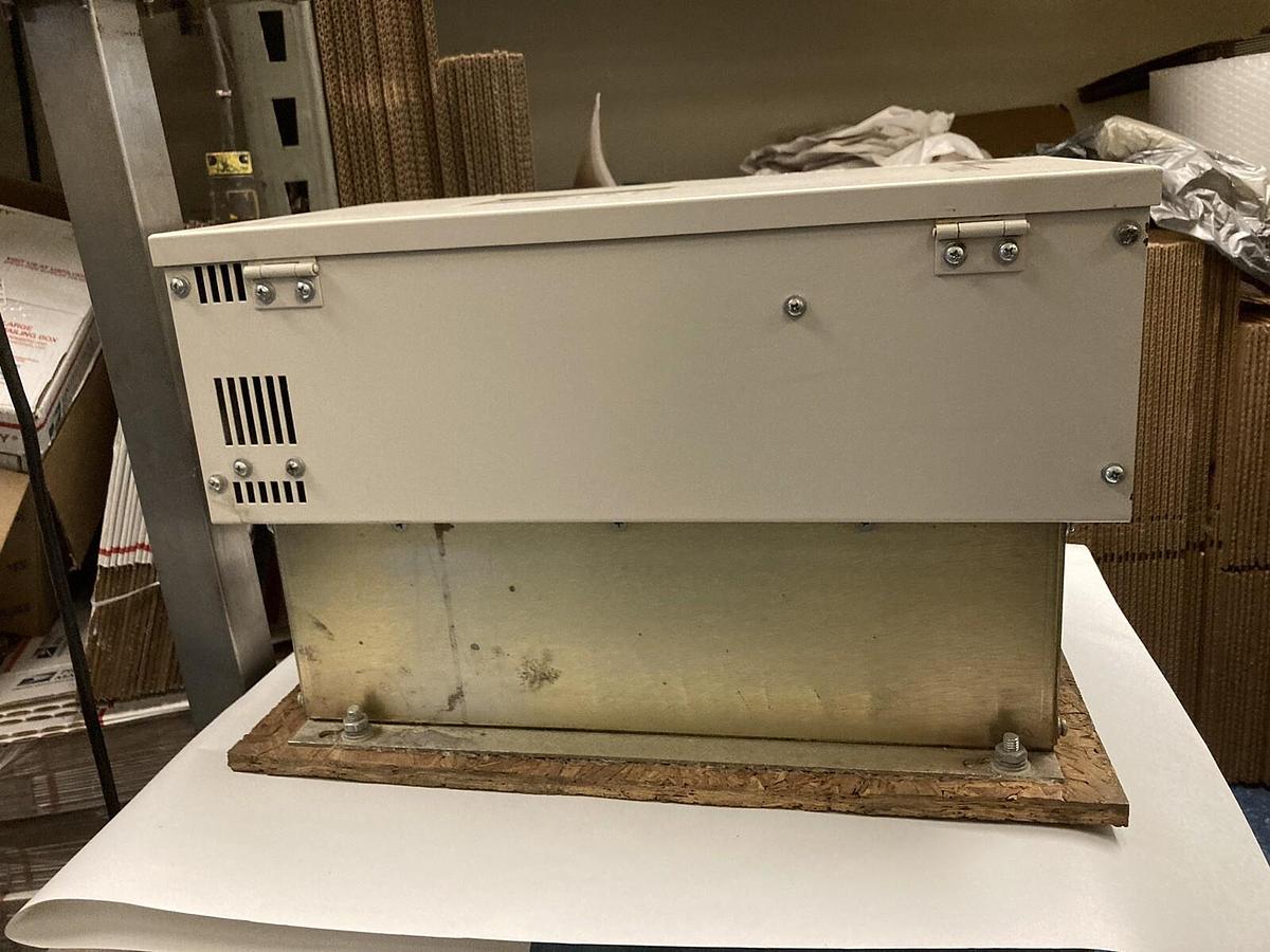 Used Spindel Master,50086-0 4V018A-M,3-Phase ADJ Frequency AC Drive 18A 460V 14.0HP