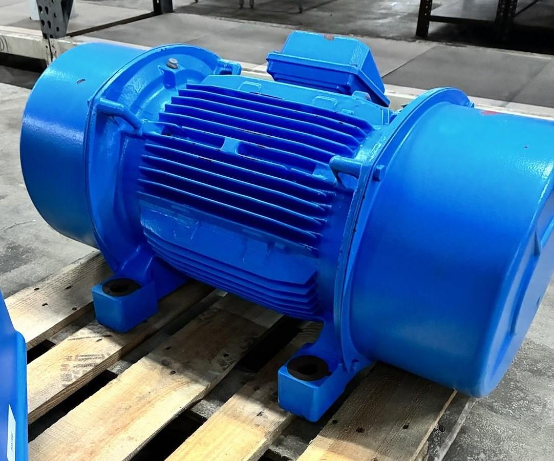 JOEST NAVCO,JV 276-1400,ELECTROMECHANICAL VIBRATOR MOTOR 6kW TORQ 1215.1 LBS 3PH