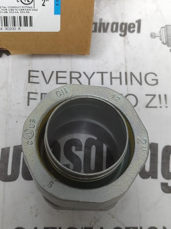 COOPER CROUSE-HINDS,LT200,2 INCH STRAIGHT MALE CONNECTOR NEW