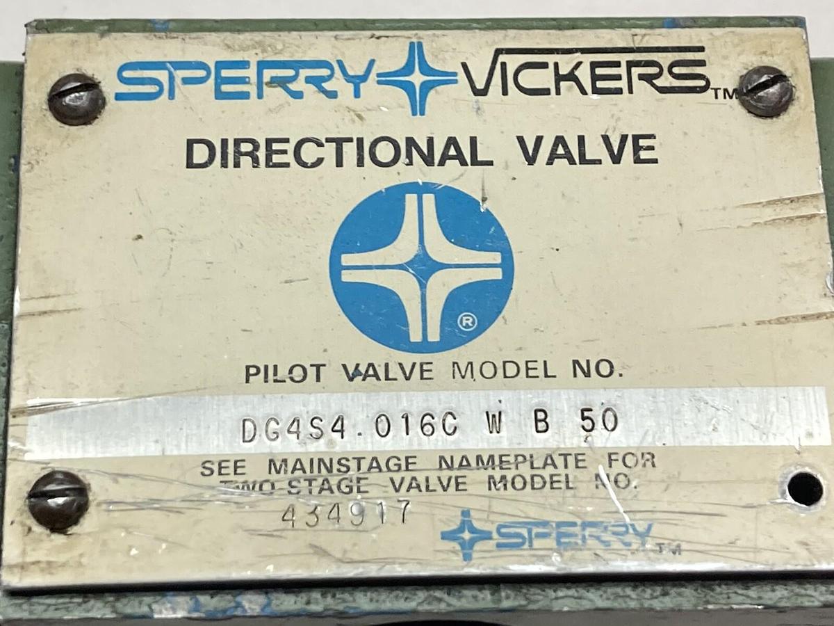 Used Sperry Vickers,DG4S4-016C-W-B-50,Directional Pilot Valve