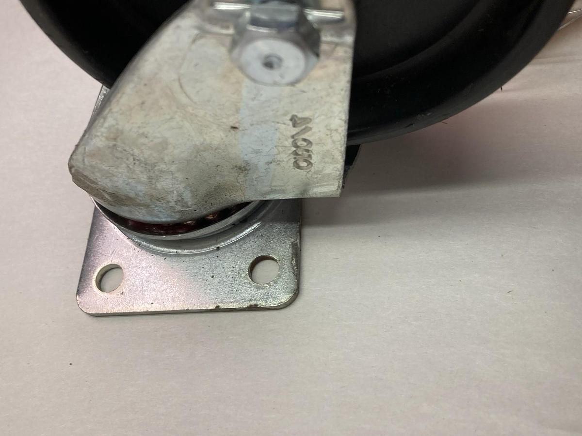 Unbranded,4x1-1/4,Caster Wheel w/ Swivel Base