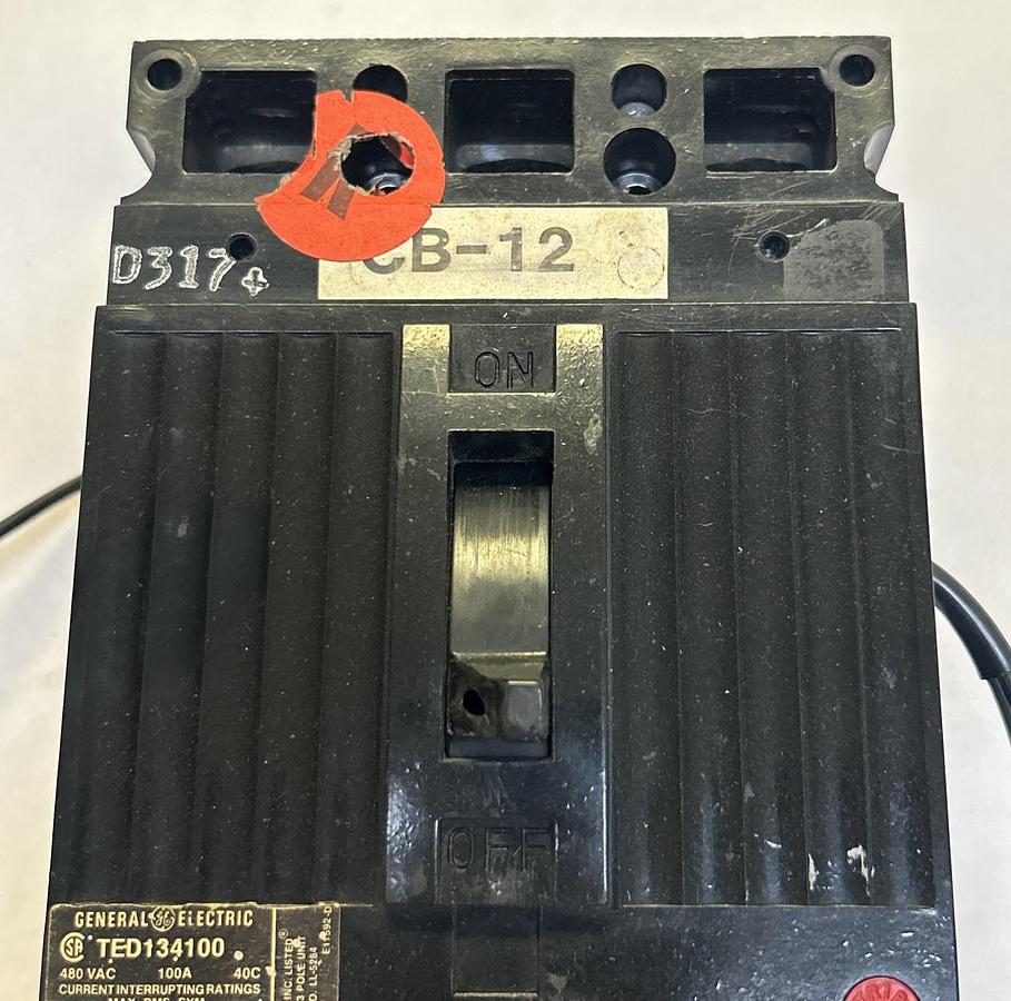 Used GENERAL ELECTRIC,TED134100,CIRCUIT BREAKER 100A 480V 3P SEE PICTURES