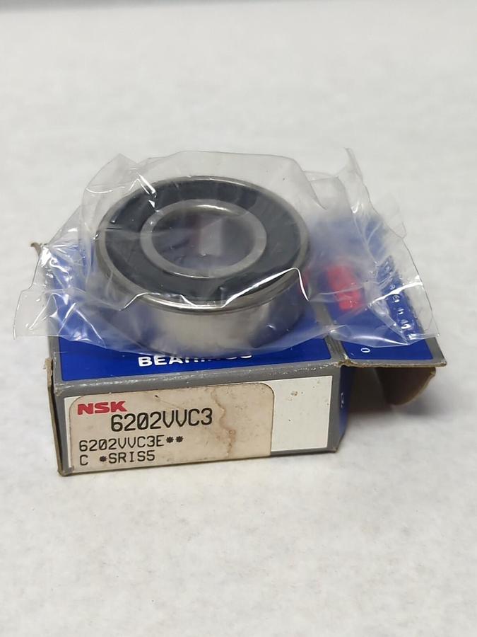 NSK,6202VVC3,DEEP GROOVE BALL BEARING DOUBLE RUBBER SEALED NOS