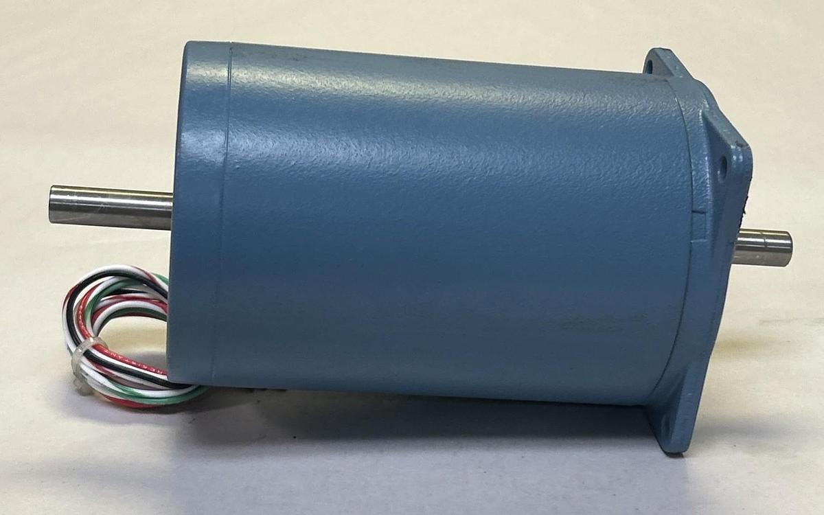 Used SUPERIOR ELECTRIC,M093-FD11E,SYNCHRONOUS STEPPING MOTOR