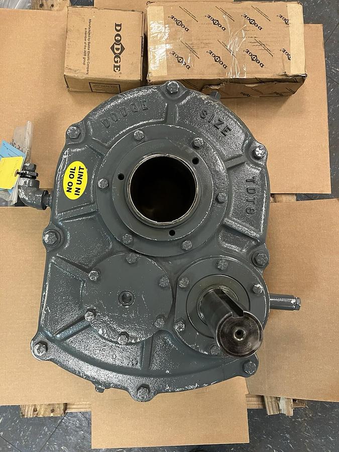Used DODGE,TDT615,TORQUE ARM GEAR SPEED REDUCER RATIO 5.33
