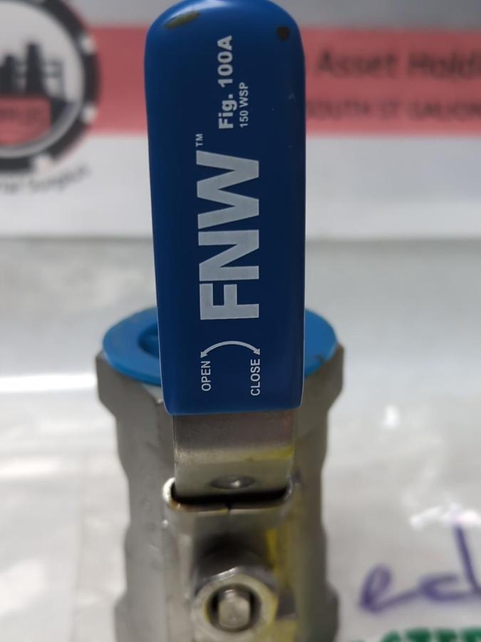 Used FNW,1-1/4 INCH,BALL VALVE 1000WOG CF8M LOT OF 2 PRE-OWNED