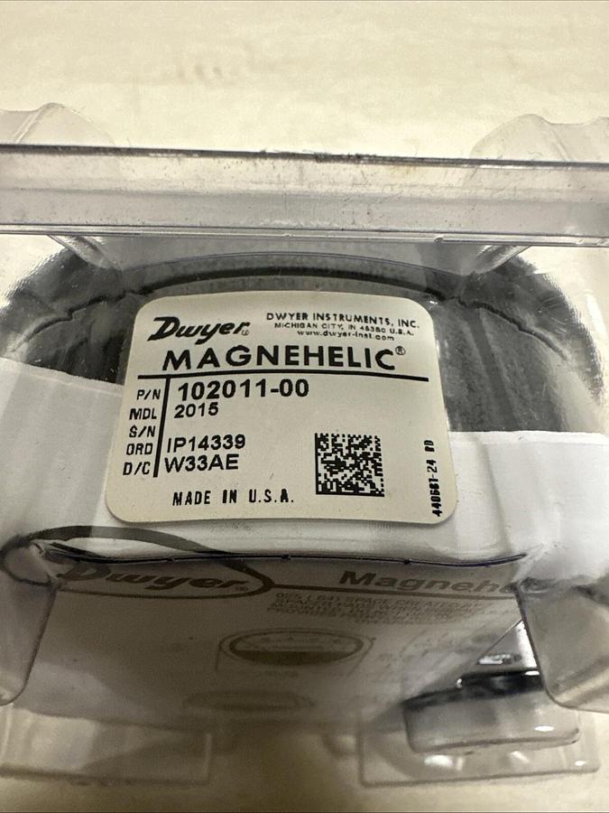 Used Dwyer,102011-00,Magnehelic Pressure Gauge