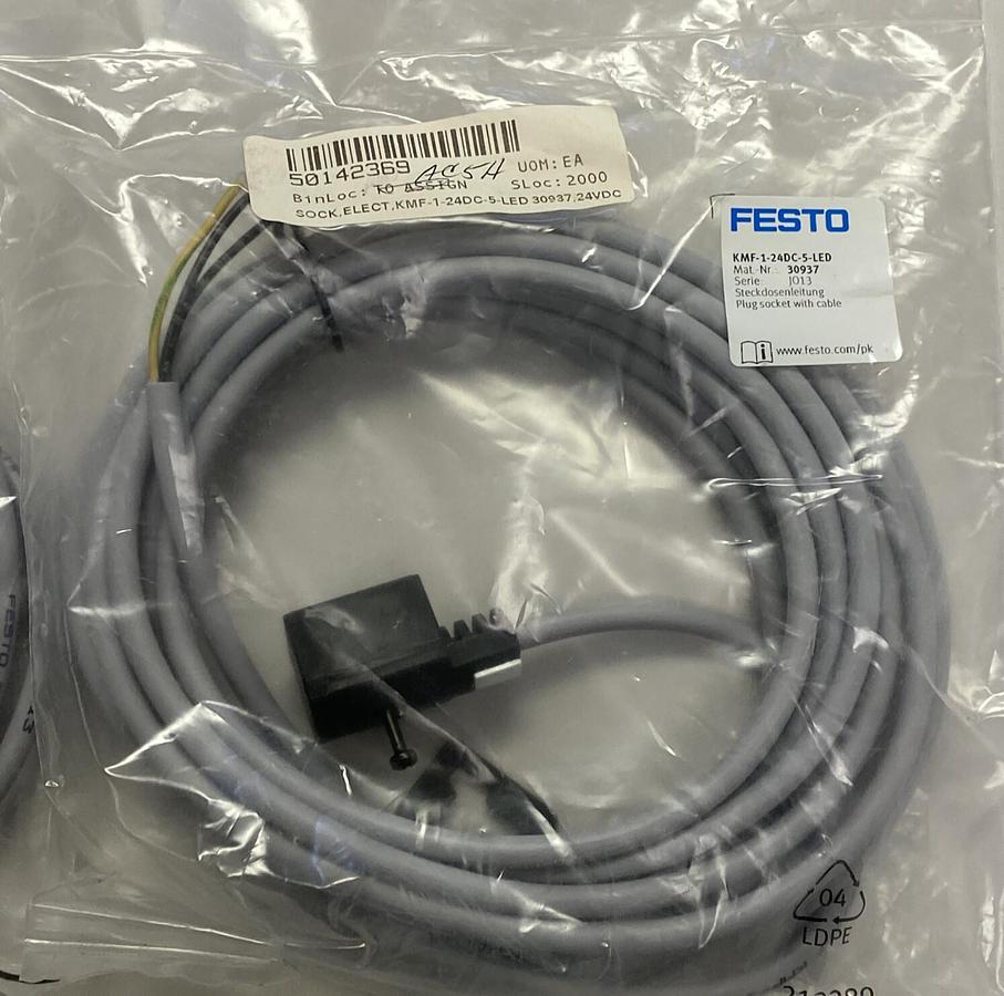 FESTO,KMF-1-24DC-5-LED,CABLE SOCKET CONNECTOR LOT OF TWO NEW