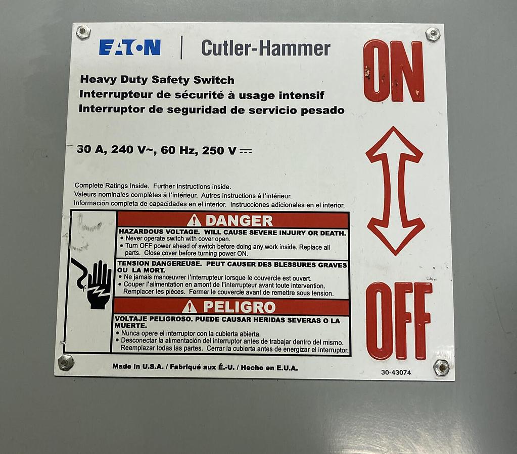 EATON CUTLER HAMMER,DH221NGK,HEAVY DUTY FUSIBLE SAFETY SWITCH 30A 240V