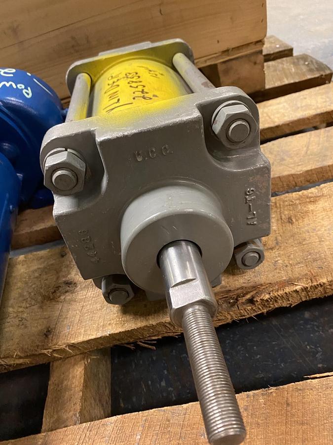 UNBRANDED,W74-2060,Aluminium Pneumatic Cylinder Bore 1.25 inch Base 12.5 inch AL