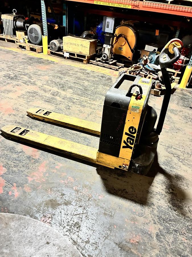 Used YALE,MPB040-EN24T2748,ELECTRIC WALKIE PALLET JACK LIFT TRUCK 4000LBS 24V 48" FOR