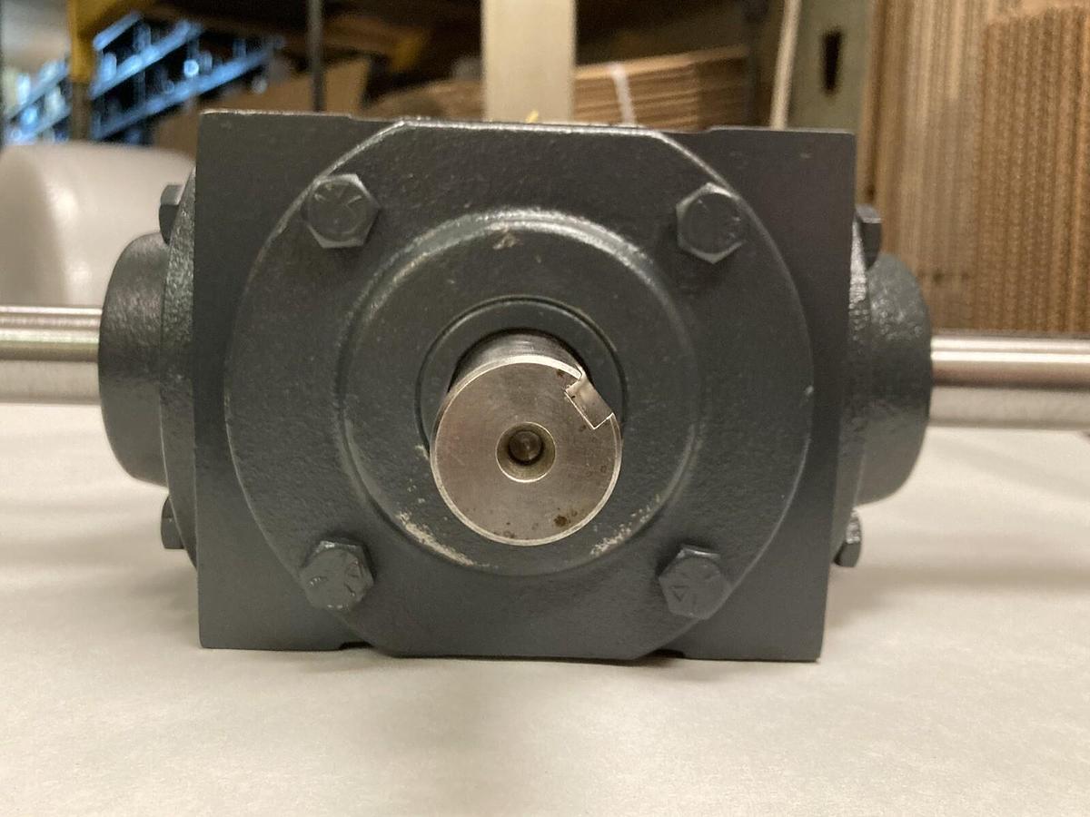 Hub City,0221-16050,Gear Reducer Ratio 1:1 Model 150
