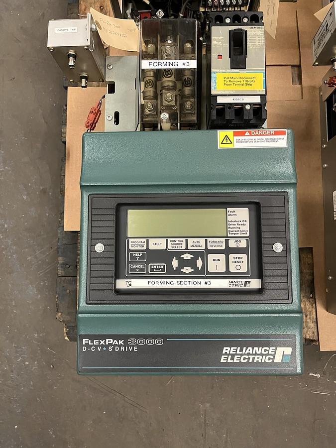 Used RELIANCE,25FR4032,FLEXPAK 3000 DC DRIVE 25HP INPUT 460VAC 3PH OUT 500VDC 45A