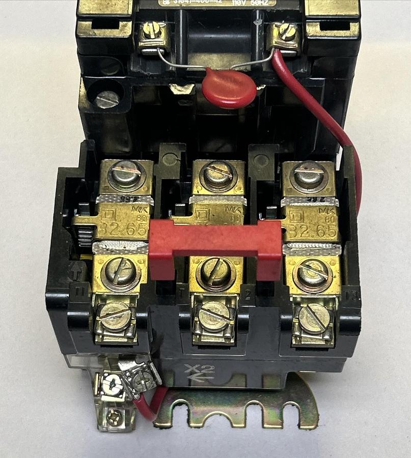 Used SQUARE D,8536SBO2S,STARTER SER A SIZE 0 110/120V COIL