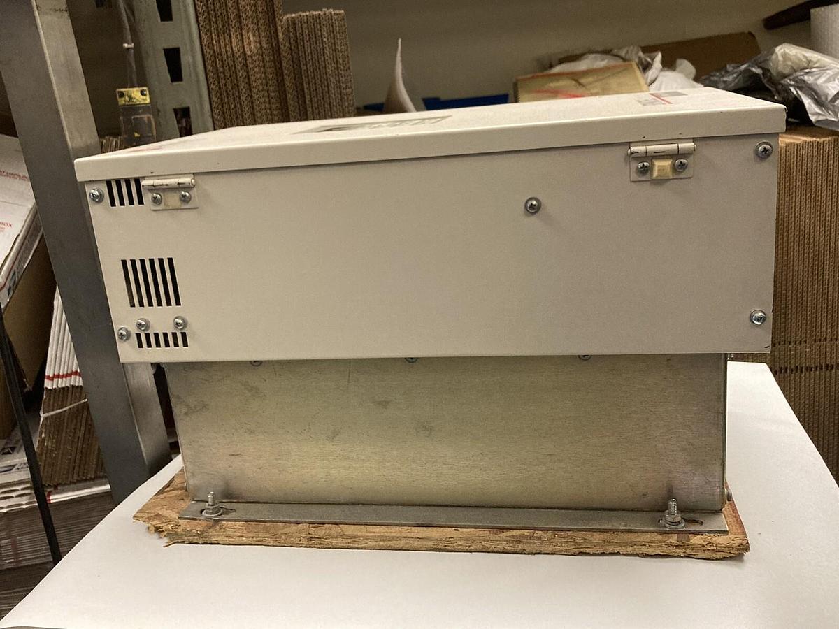 Used Spindel Master,50192-0 4V026A-M,3-Phase ADJ Frequency AC Drive 26A 460V 20.0HP