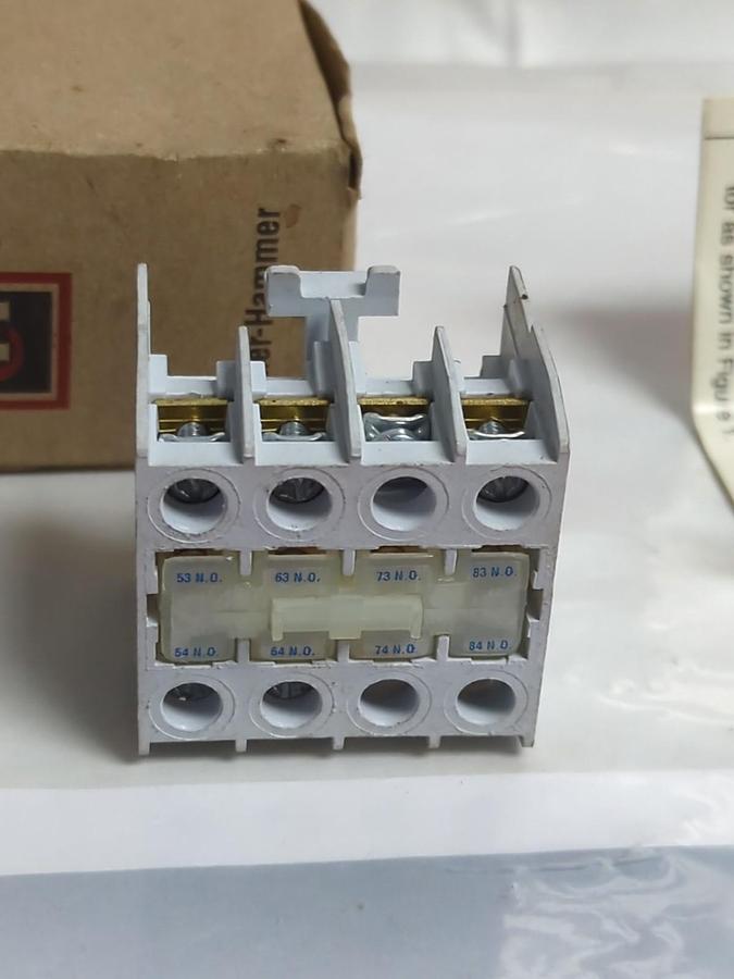 EATON,C320KGT13,SERIES A2 FREEDOM SERIES TOP MTD.AUX NOS