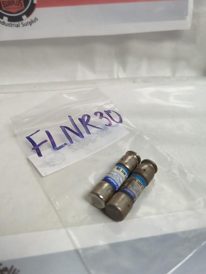 Used LITTELFUSE,FLNR30,TIME-DELAY 30 AMP FUSE LOT OF 2 PRE-OWNED