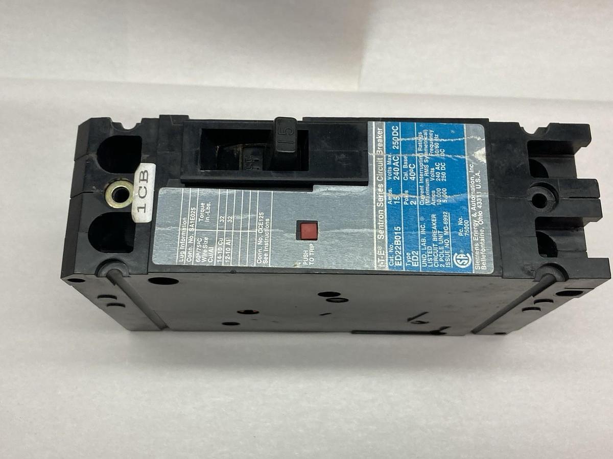 Used Siemens,ED22B015,Circuit Breaker 15A 240Vac