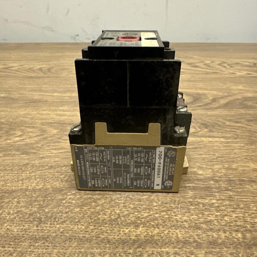 Used Allen-Bradley,700-P4000A1,Ser B AC Relay