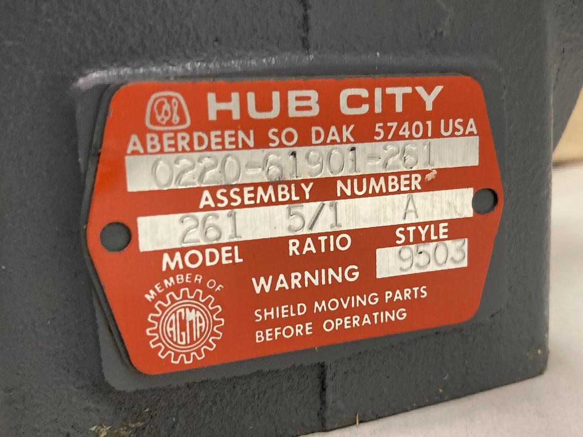 Hub City,0220-10501-261,Worm Gear Reducer Model 261 Ratio 5:1 Style A