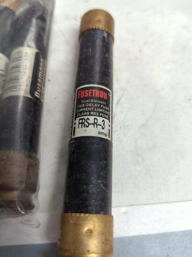 Used COOPER BUSSMANN,FRS-R-3,FUSETRON FUSE 3 AMP LOT OF 9 PRE-OWNED