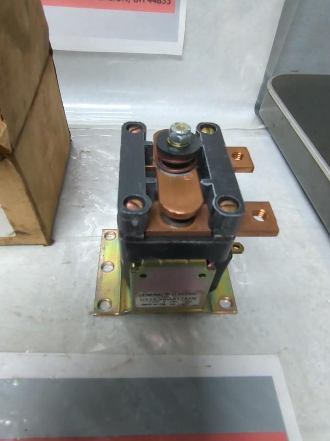 GE,IC4482,CONTACTOR 1-A 24V NOS