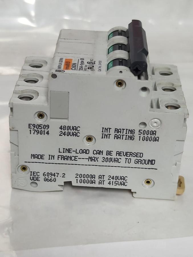 Used MERLIN GERIN,24150,CIRCUIT BREAKER C60N TYPE B 25 AMP 3-POLE 480 VAC PRE-OWNED