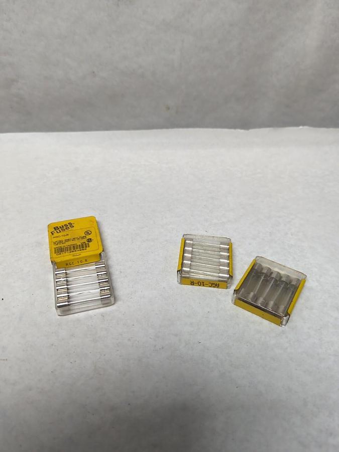 COOPER BUSSMANN,AGC-10-R,CARTRIDGE 10 AMP FUSE LOT OF 15 NOS