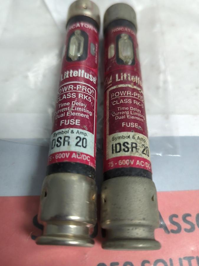 Used LITTELFUSE,IDSR20,INDICATOR 20 AMP FUSE LOT OF 2 PRE-OWNED