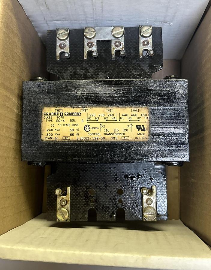 Used SQUARE D,9070-EO4,TRANSFORMER 300VA
