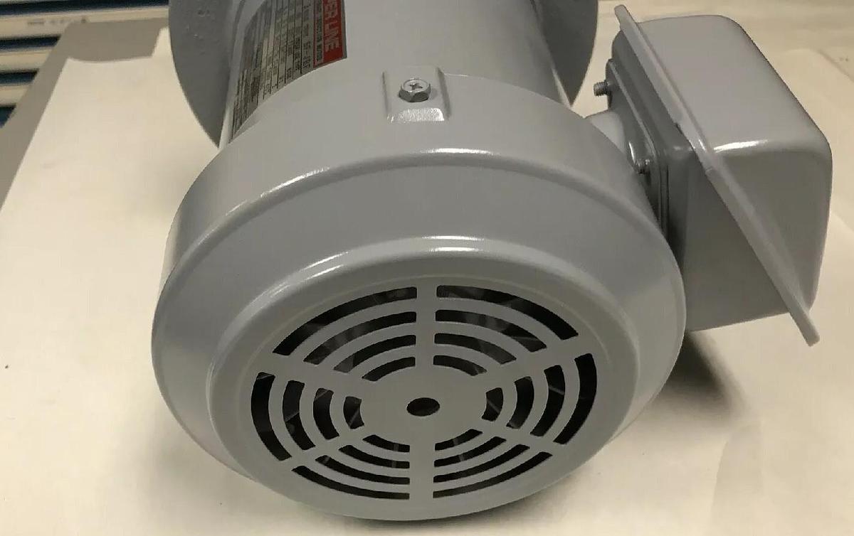 Mitsubishi Super LIne,SF-JFR-0.75KW,Induction Motor 200-220V 2 Pole Frame 80M