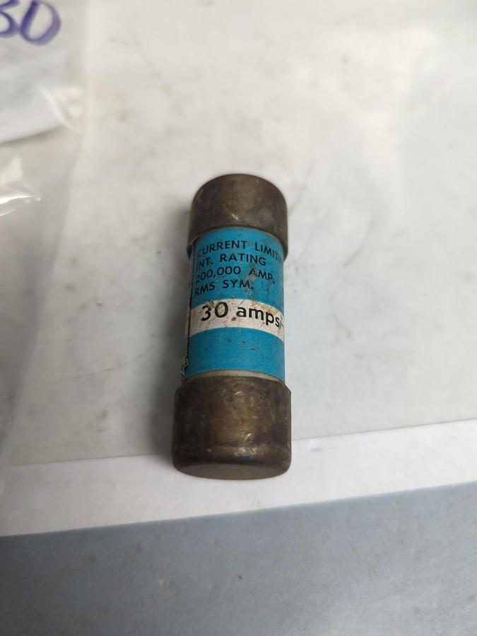 Used GENERAL ELECTRIC,GF8B30,CLF FUSE 30 AMP LOT OF 3 PRE-OWNED