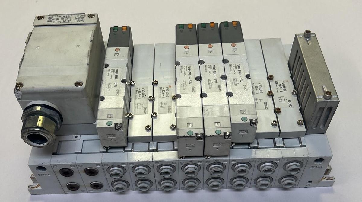 Used SMC,VQ4200-5W,SOLENOID VALVE ASSMBLY VVQ4000-10A-1 VVQ4400-5W