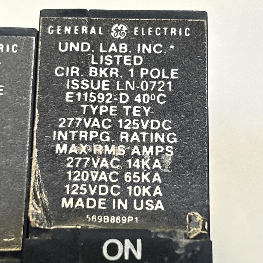 Used GENERAL ELECTRIC,TEY130,CIRCUIT BREAKER 30A 277V 1P LOT OF 2
