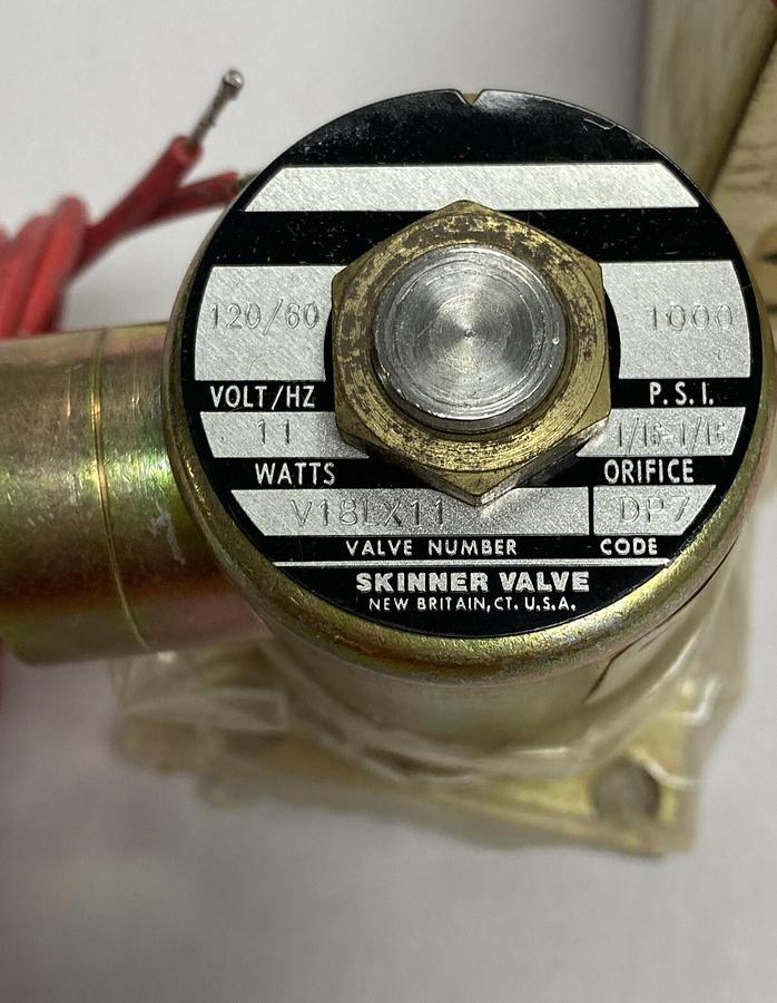Honeywell,V18LX11AB6A0Z,Skinner Valve NOS