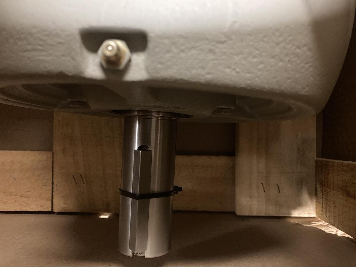 Siemens,SD100 Model 1LE23212BC114AA3,7.5HP Electric Motor 1175 RPM 230/460V