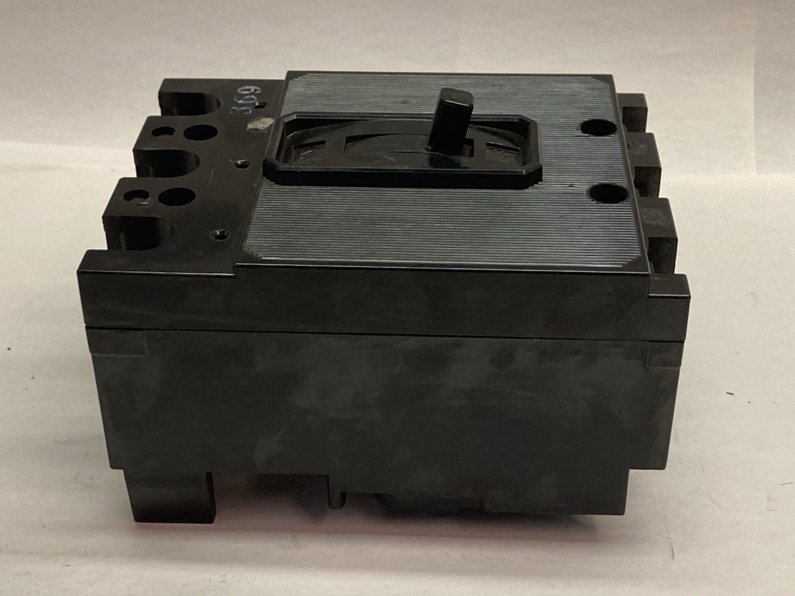Used ITE,EE3-B050,Circuit Breaker 50 Amp 240V