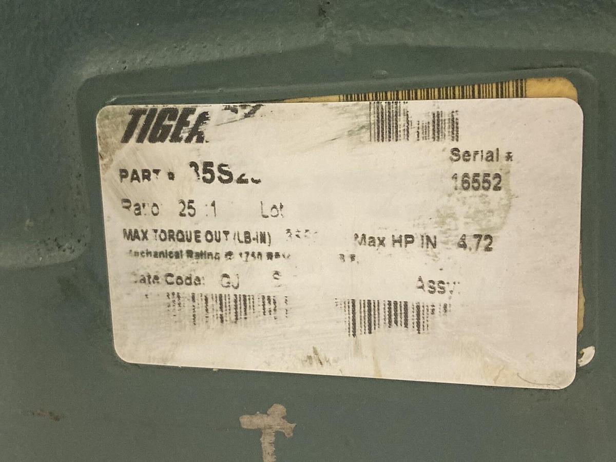 Dodge Tigear,2 35S25H,Gear Speed Reducer Max 4.72 HP Ratio 25:1