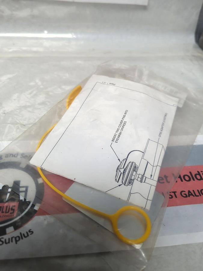 HAWS,9091,DUST CAP PLASTIC YELLOW FOR EYE WASH STATION NOS