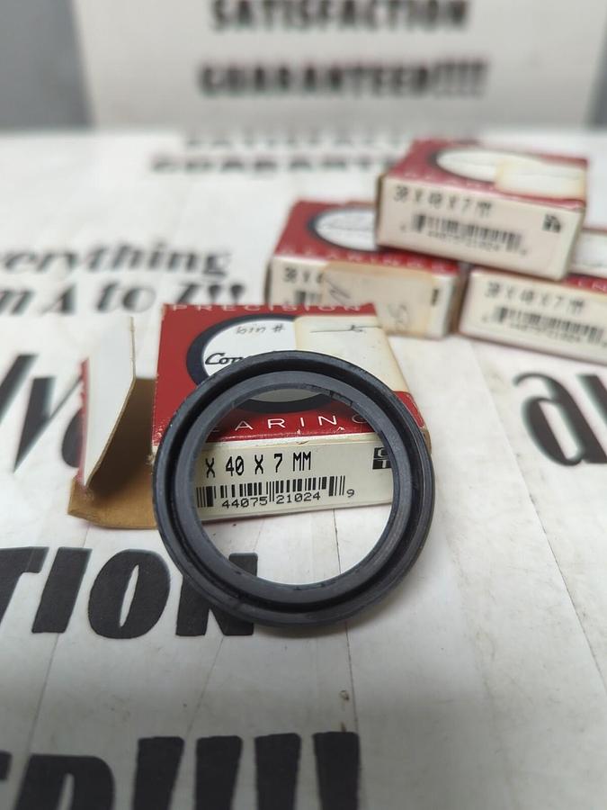 CONSOLIDATED,30X40X7MM,OIL SEALS LOT OF 4 NOS