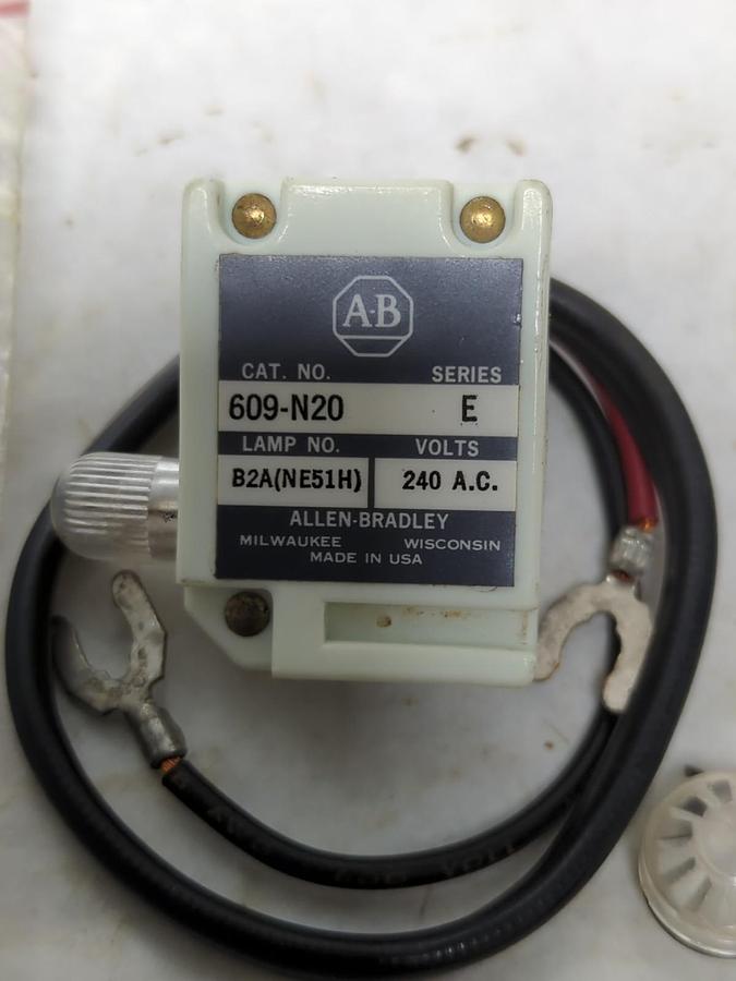 ALLEN BRADLEY,609-N20,PILOT LIGHT 240 VAC SERIES E NOS