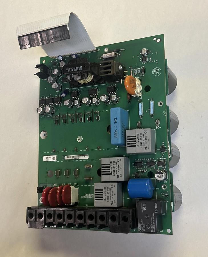 Used ALLEN BRADLEY,320087-A11,CONTROL DRIVE BOARD